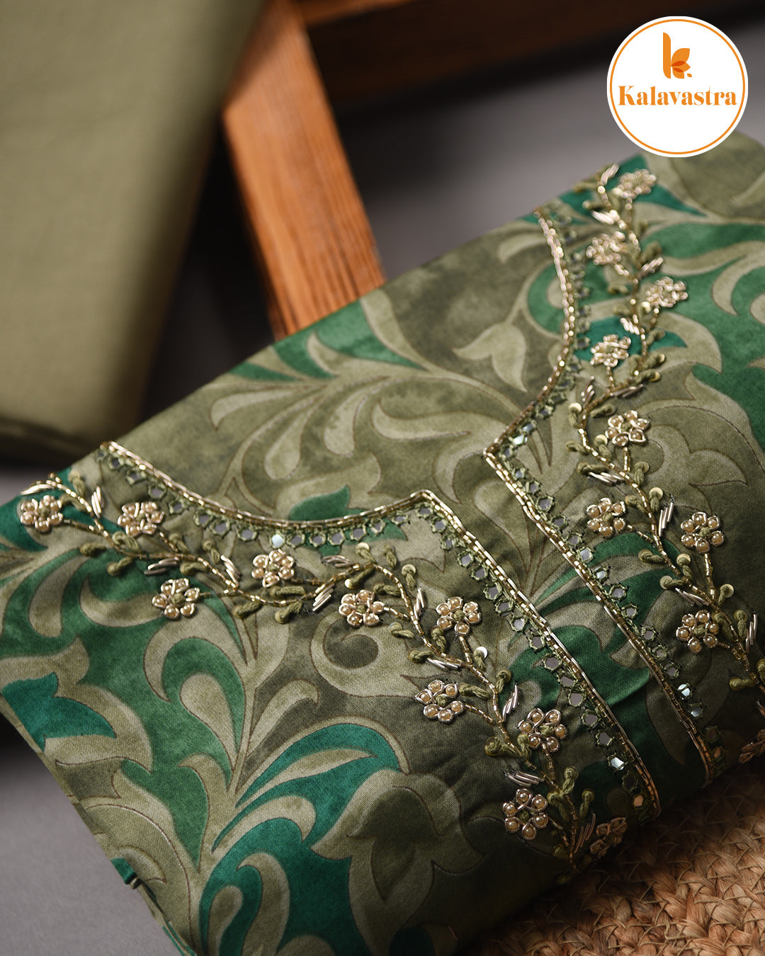 Green - Cotton Glazed - Printed With Embroidery - Unstitched Suit Fabric With Chiffon Dupatta