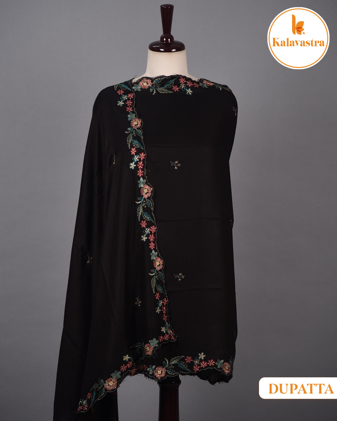 Black - Winter Wear - Spun Blend - Printed With Embroidery - Unstitched Suit Fabric With Spun Stole